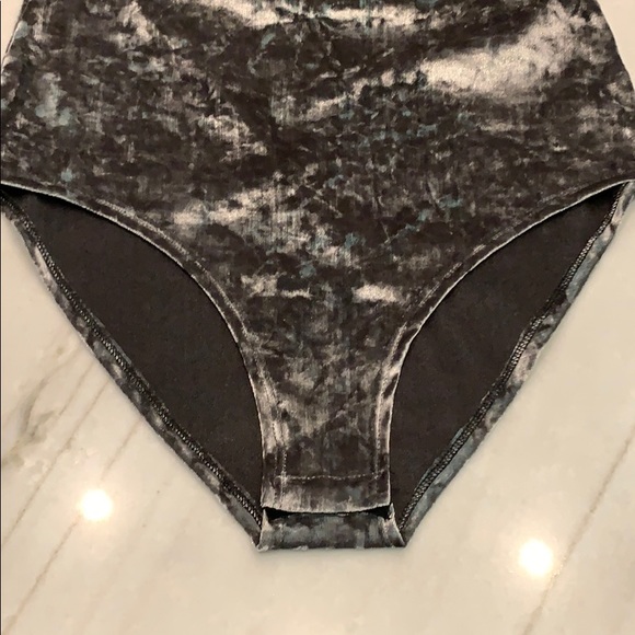 Zara asymmetrical velvet body suit - Picture 2 of 2